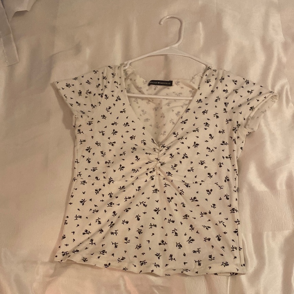 Brandy Melville Shirt